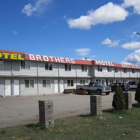 Brothers Inn Motel Prince George Eksteriør billede